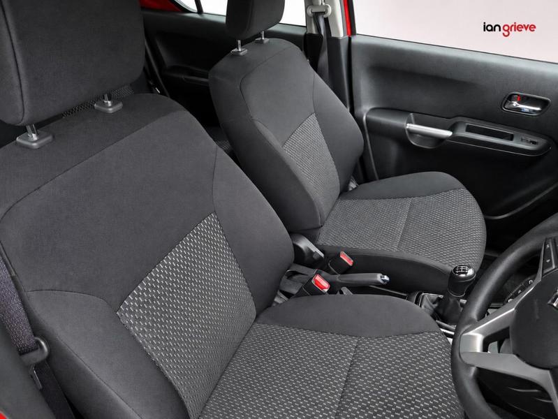 Suzuki Ignis Photo autoweb-219b17fa89ced2f0a022958240202a4d8b9168ff.jpg