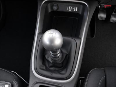 Jeep Avenger Photo 22