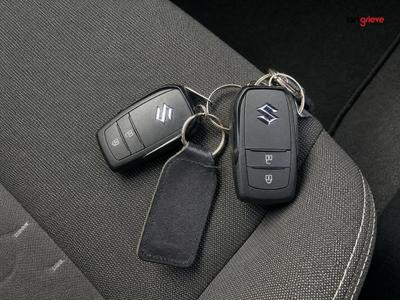 Suzuki Swace Photo 19