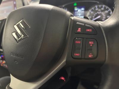 Suzuki S-Cross Photo 19