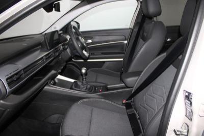 Jeep Avenger Photo 10
