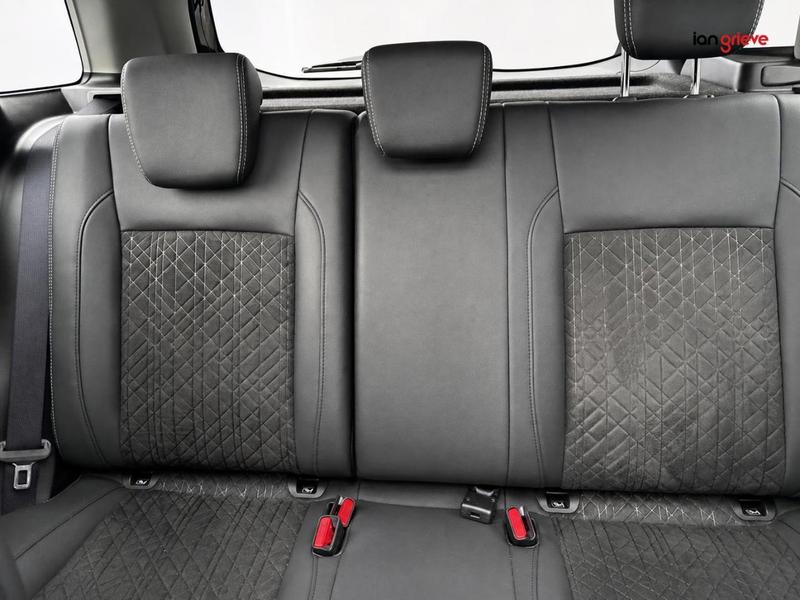 Suzuki Vitara Photo autoweb-277e2bc1c547605e0b882f9a2c3043abee3c813c.jpg