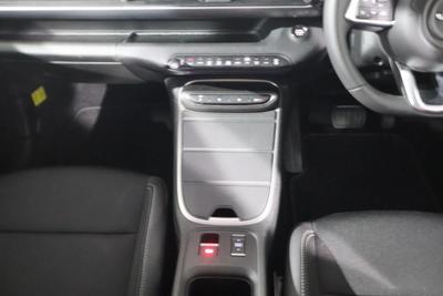 Jeep Avenger Photo 16