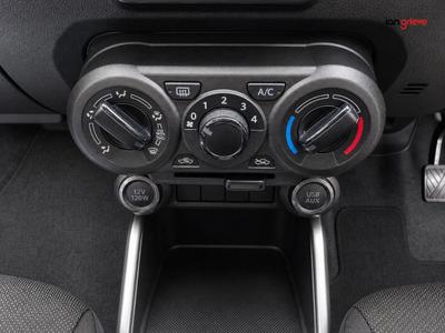 Suzuki Ignis Photo 23