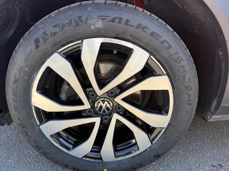 Used Volkswagen T-Roc YC71RRV 12