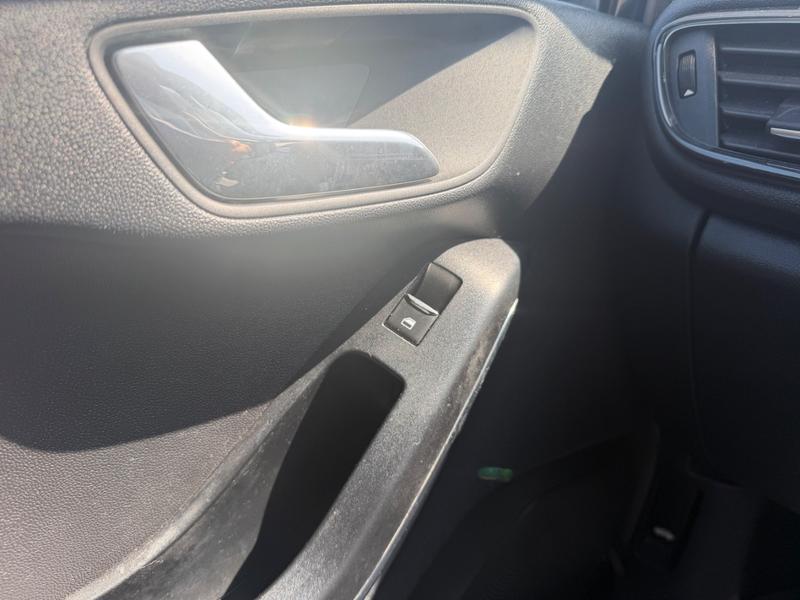 Used Ford Fiesta NL18GRZ 35