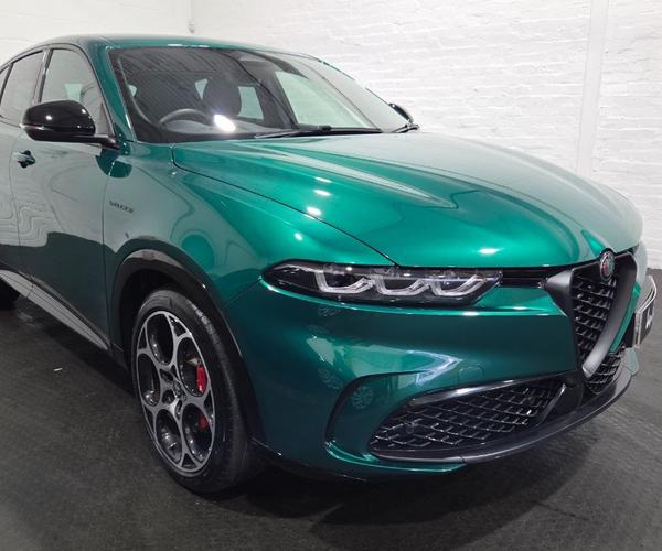 Used 2025 Alfa Romeo Tonale 1.5 MHEV Veloce 5dr Auto Green