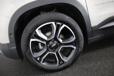 Jeep Avenger Photo 8