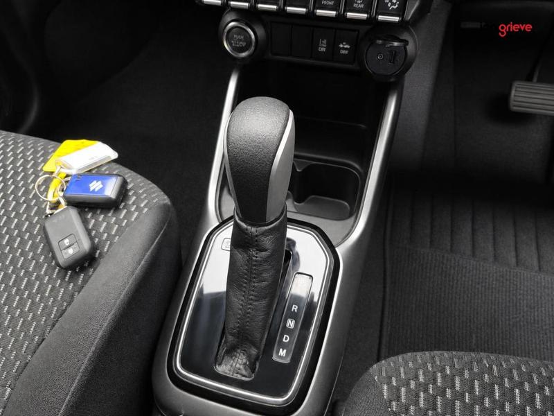 Suzuki Ignis Photo autoweb-39d7f38a8fbc5c71c169a73bc26f7fac209f826f.jpg