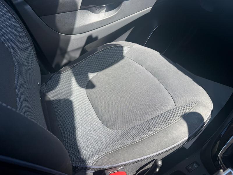 Used Renault Captur NA17CUJ 43