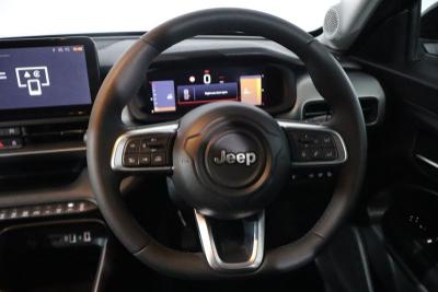 Jeep Avenger Photo 15