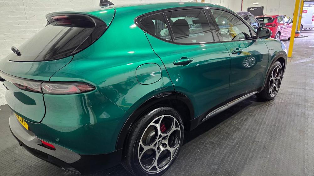 Alfa Romeo Tonale Photo autoweb-3a7f4c6eddbc5c924a4427db47878e7342ae0c94.jpg