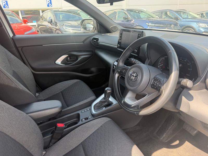 Used Toyota Yaris Cross YR23FXB 16
