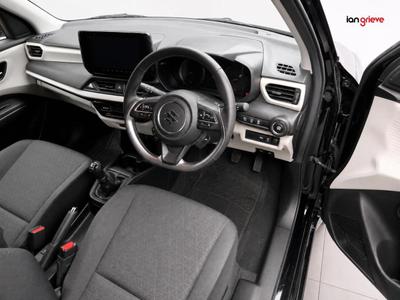 Suzuki Swift Photo 12