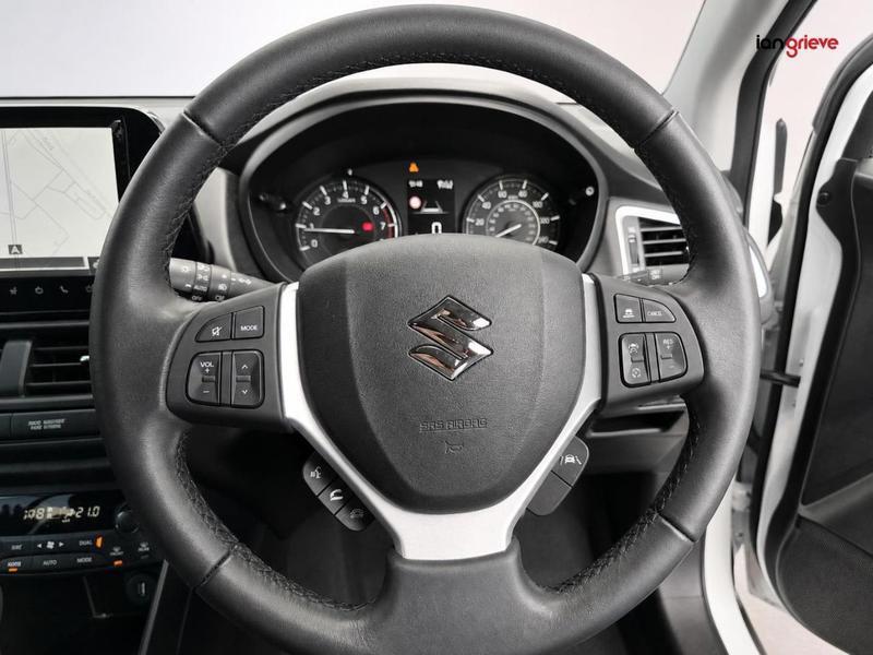 Suzuki S-Cross Photo autoweb-3af423546f01b95f9a27c7c509a33aafcc4759a1.jpg