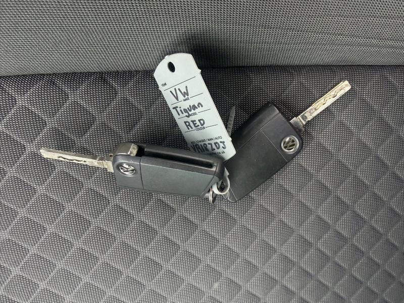 Used Volkswagen Tiguan YR18ZDJ 47