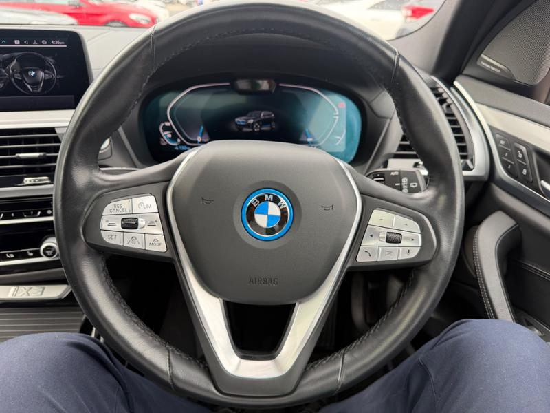 Used BMW Ix3 PY71DTX 28
