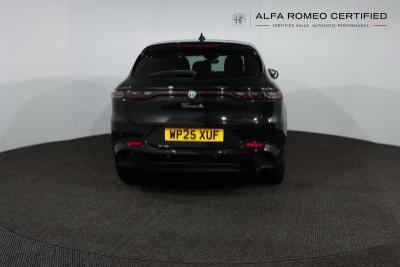 Alfa Romeo Tonale Photo 5