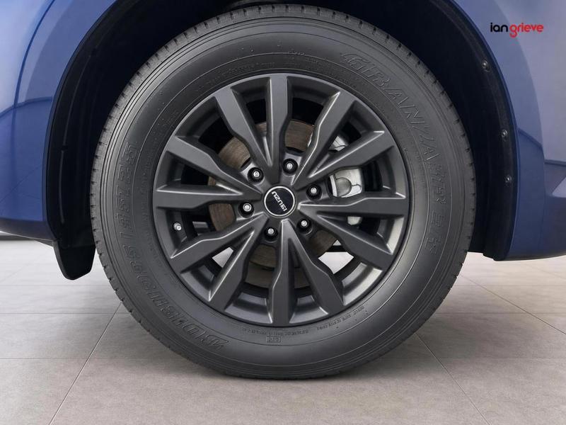 Isuzu D-max Photo autoweb-3e5aff1b3fc6b02af879d0b3817ef58648e93323.jpg