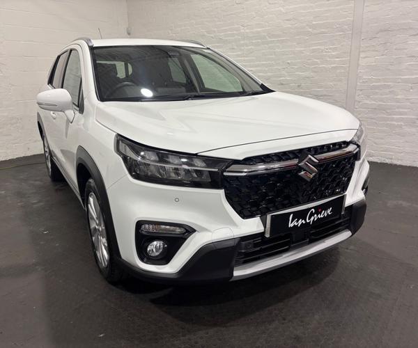 Used 2024 Suzuki S-Cross 1.4 Boosterjet 48V Hybrid Motion 5dr White