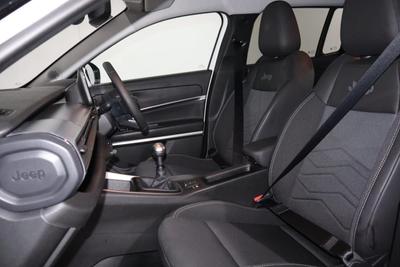 Jeep Avenger Photo 10