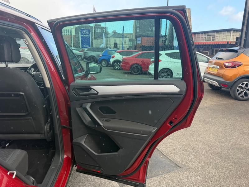 Used Volkswagen Tiguan YR18ZDJ 18