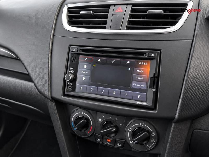 Suzuki Swift Photo autoweb-464e9e976b81c4b884790a05301fcf97ea783394.jpg