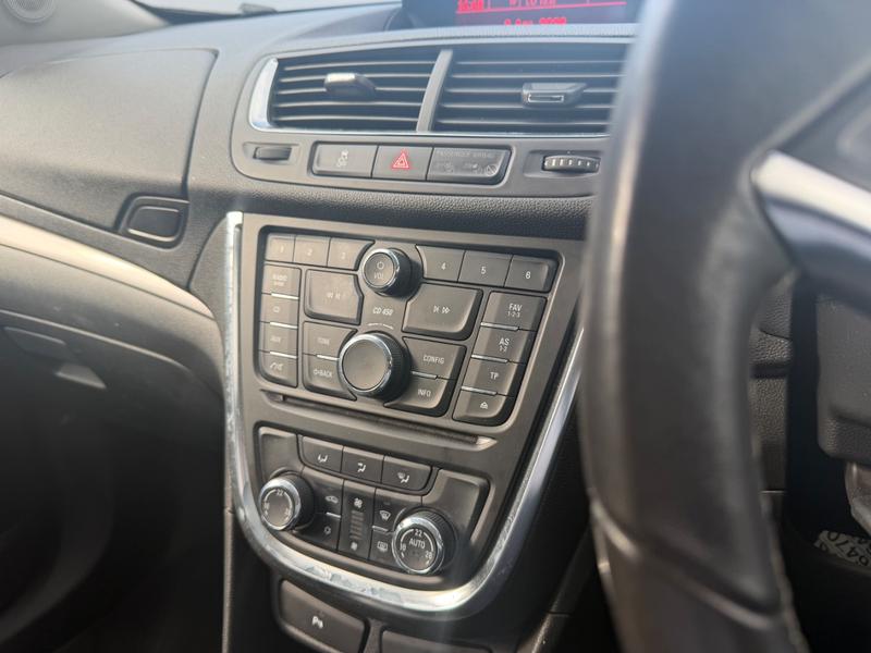 Used Vauxhall Mokka YC16UVV 33