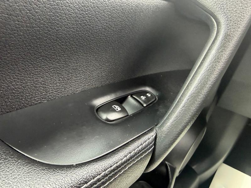 Used Nissan Qashqai WP69BBO 38