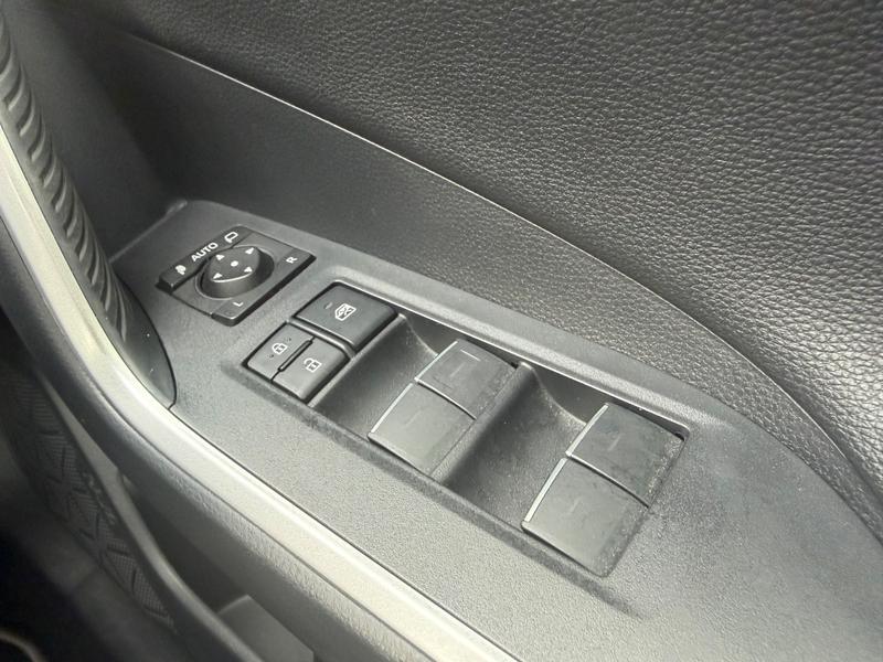 Used Toyota Rav4 DG22FRO 33