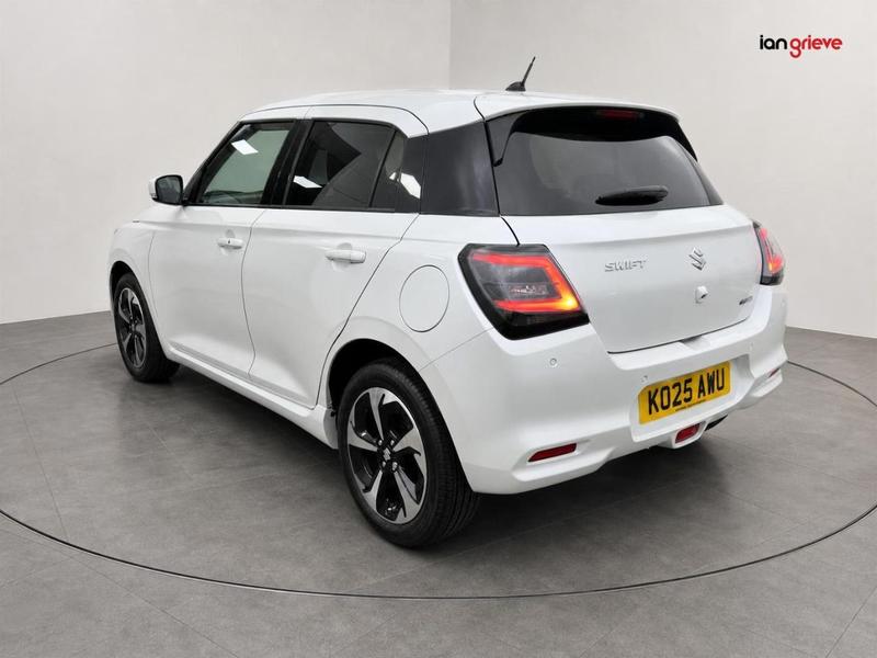 Suzuki Swift Photo autoweb-4d1fc8cdff88d854f3f2b5a46ade7b6eaea38847.jpg
