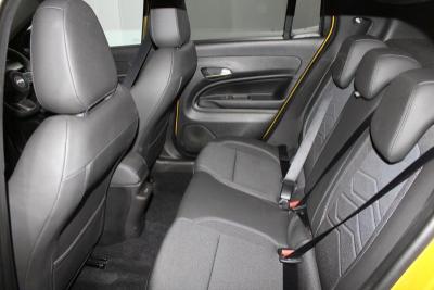Jeep Avenger Photo 11