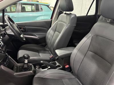 Suzuki S-Cross Photo 6