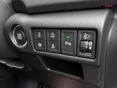Suzuki S-Cross Photo 24