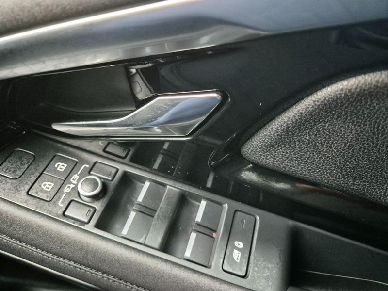 Used Land Rover Range Rover Evoque YE71OJG 34