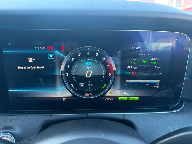 Used Mercedes-Benz E Class YM19OYK 31
