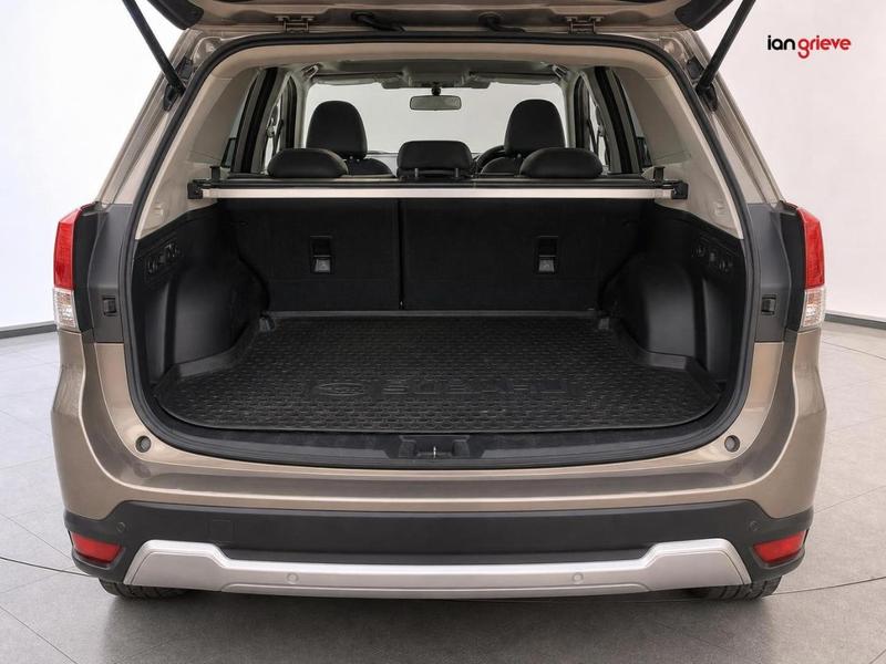 Subaru Forester Photo autoweb-510b78f8fcc0f2e5be47b4f552e741e61ab174e8.jpg