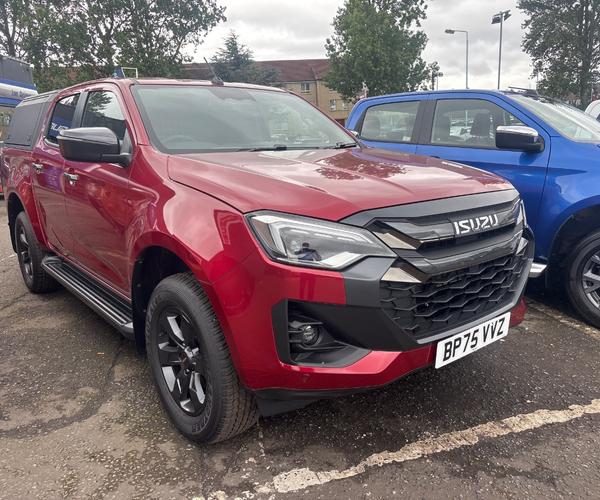 Used 2025 Isuzu D-max 1.9 V-Cross Commercial 4x4 Auto Red