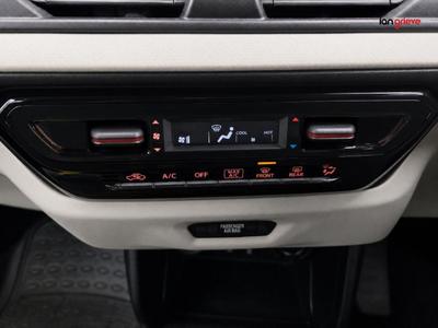 Suzuki Swift Photo 23