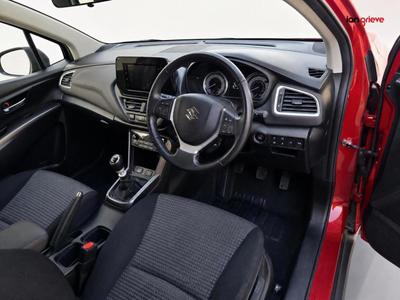 Suzuki S-Cross Photo 12