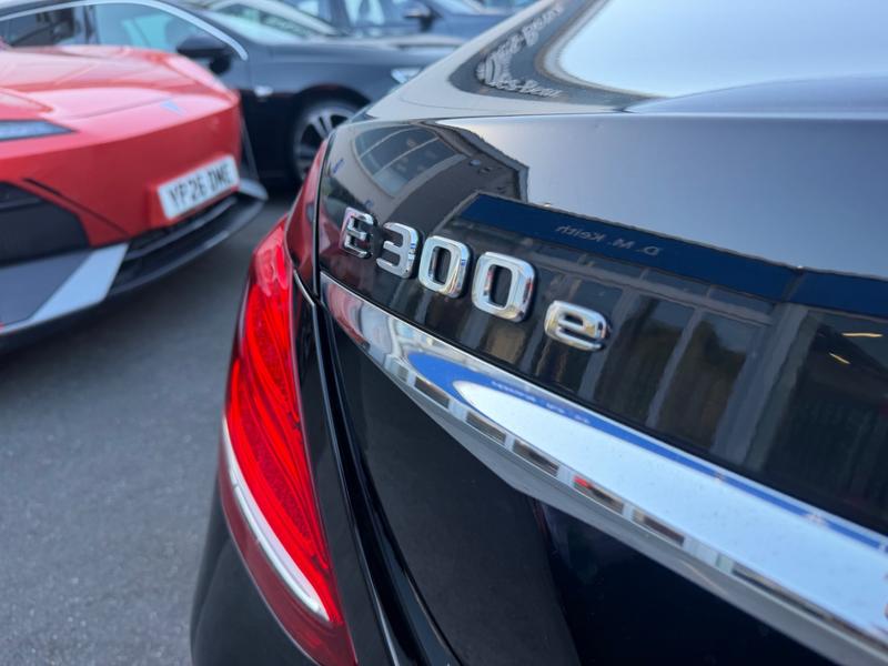 Used Mercedes-Benz E Class YM19OYK 22
