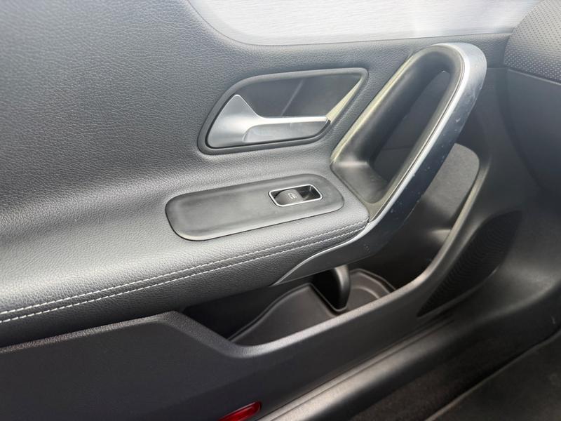 Used Mercedes-Benz CLA PK71SYA 42