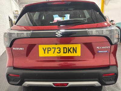 Suzuki S-Cross Photo 12