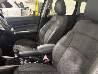 Suzuki Vitara Photo 6