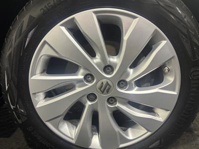 Suzuki S-Cross Photo 3