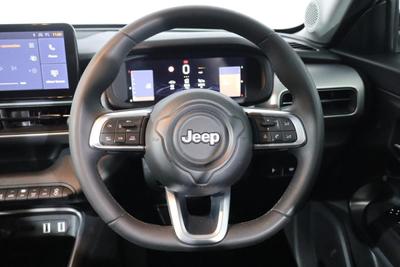 Jeep Avenger Photo 15