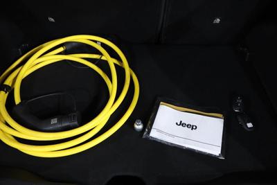 Jeep Avenger Photo 12