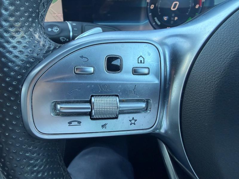 Used Mercedes-Benz E Class YM19OYK 41
