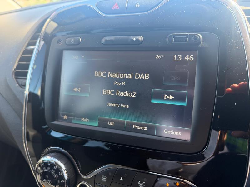 Used Renault Captur NA17CUJ 36