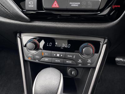 Suzuki S-Cross Photo 23